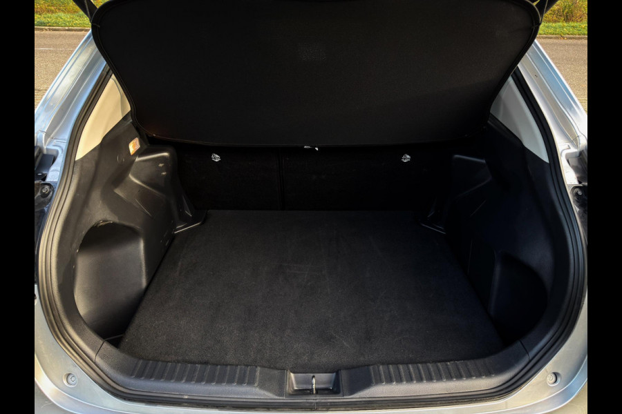 Toyota Yaris Cross 1.5 Hybrid Active Elektrisch klep|Head up display|Stoel/stuurverwarming