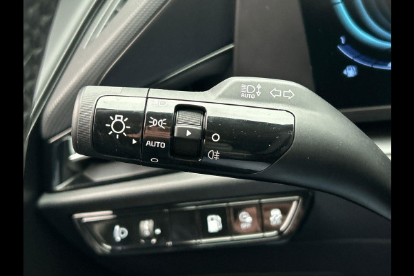 Kia Niro 1.6 GDi PHEV DynamicLine Dealeronderhouden Camera Navigatie