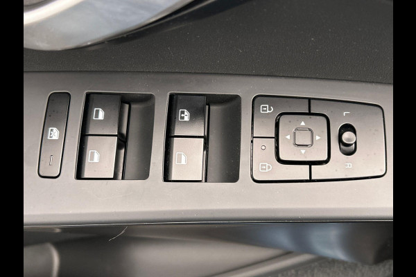 Kia Niro 1.6 GDi PHEV DynamicLine Dealeronderhouden Camera Navigatie