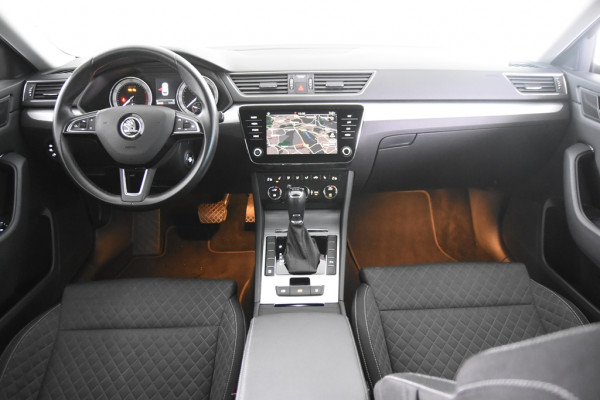 Škoda Superb Combi 1.5 TSI Combi DSG *Navigatie*Trekhaak*Stoelverwarming*