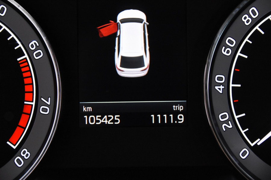 Škoda Superb Combi 1.5 TSI Combi DSG *Navigatie*Trekhaak*Stoelverwarming*