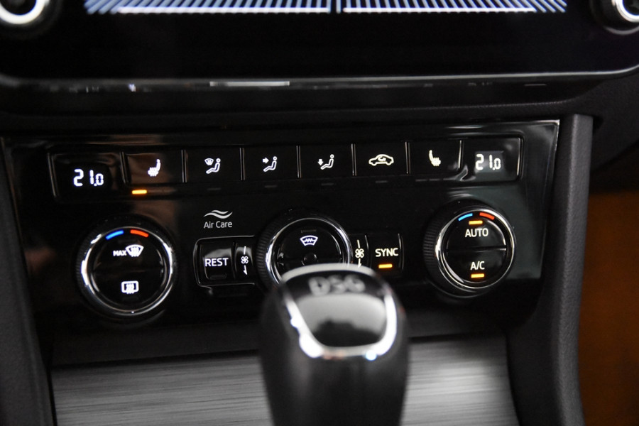 Škoda Superb Combi 1.5 TSI Combi DSG *Navigatie*Trekhaak*Stoelverwarming*