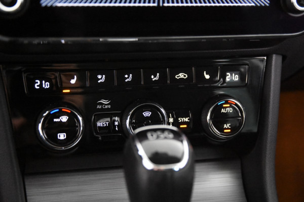 Škoda Superb Combi 1.5 TSI Combi DSG *Navigatie*Trekhaak*Stoelverwarming*