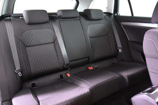 Škoda Superb Combi 1.5 TSI Combi DSG *Navigatie*Trekhaak*Stoelverwarming*