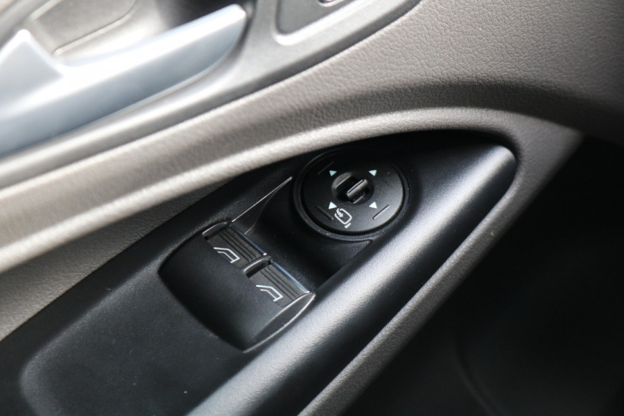 Ford Transit Connect 1.5 EcoBlue L2 Limited Automaat Airco Navigatie