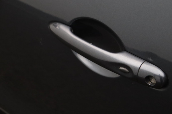 Renault Clio Estate 0.9 TCe Limited Trekhaak Navigatie Origineel NL