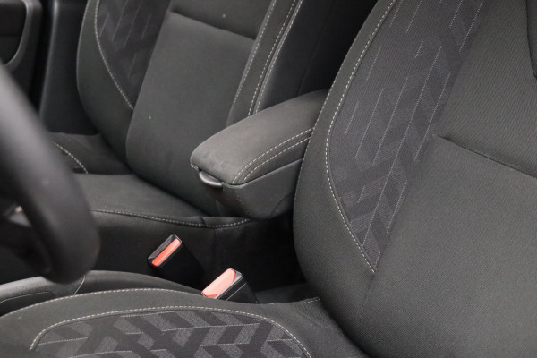 Renault Clio Estate 0.9 TCe Limited Trekhaak Navigatie Origineel NL