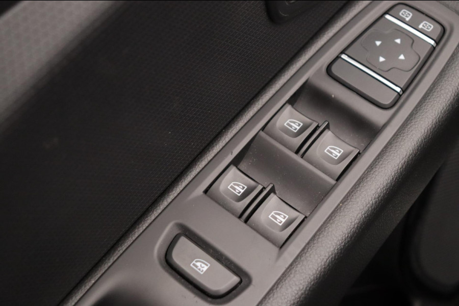 Renault Clio Estate 0.9 TCe Limited Trekhaak Navigatie Origineel NL