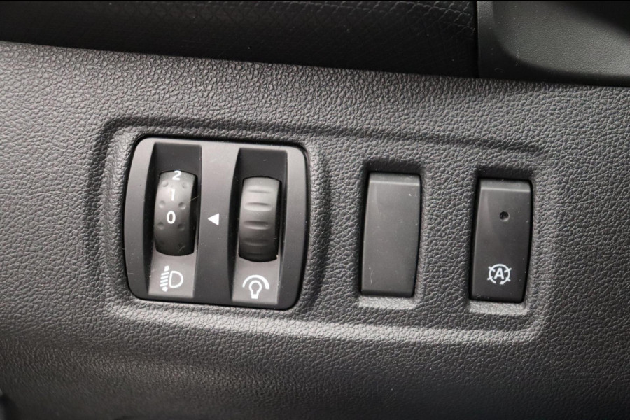 Renault Clio Estate 0.9 TCe Limited Trekhaak Navigatie Origineel NL