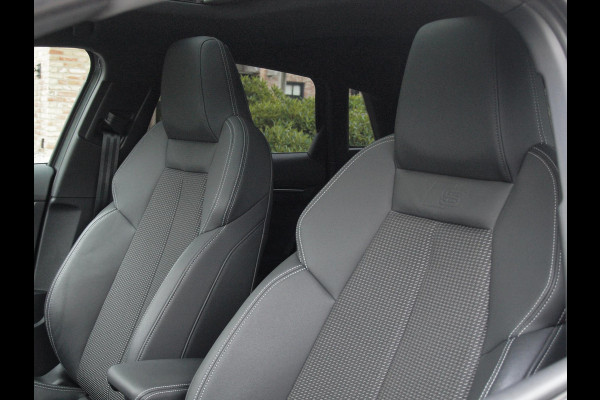 Audi A3 Sportback 35 TFSI S edition | 2X S-Line | Schuifdak | 19 Inch | Black Optic | NL-Auto | Audi A3 Sportback 35 TFSI S edition | 2X S-Line | Schuifdak | 19 Inch | Black Optic | NL-Auto |