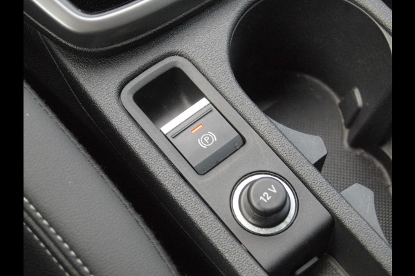 Audi A3 Sportback 35 TFSI S edition | 2X S-Line | Schuifdak | 19 Inch | Black Optic | NL-Auto | Audi A3 Sportback 35 TFSI S edition | 2X S-Line | Schuifdak | 19 Inch | Black Optic | NL-Auto |