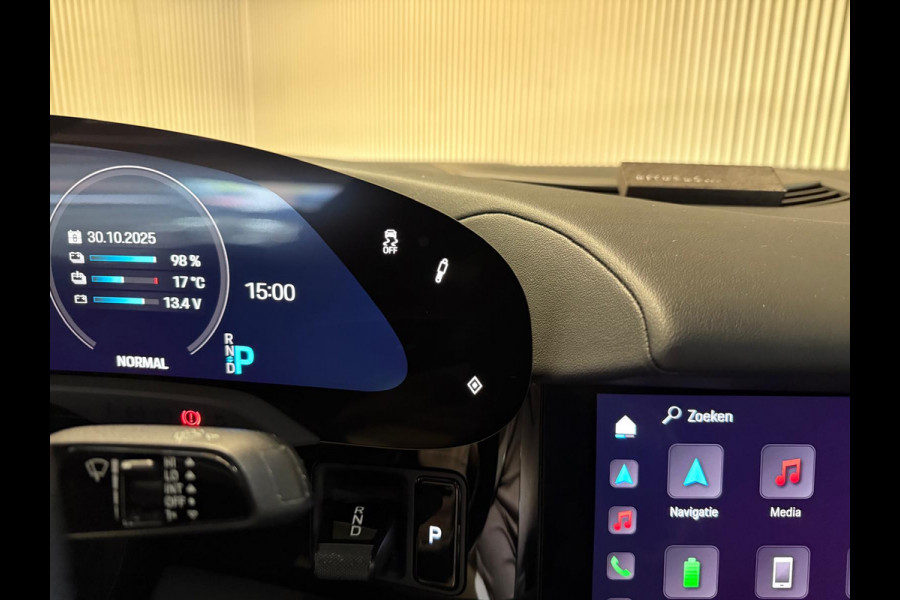 Porsche Taycan Performance 84 kWh 381 PK-WARMTEPOMP-ADAPTIEVE CRUISE-PASM-STOELVERWARMING Porsche Taycan Performance 84 kWh 381 PK-WARMTEPOMP-ADAPTIEVE CRUISE-PASM-STOELVERWARMING