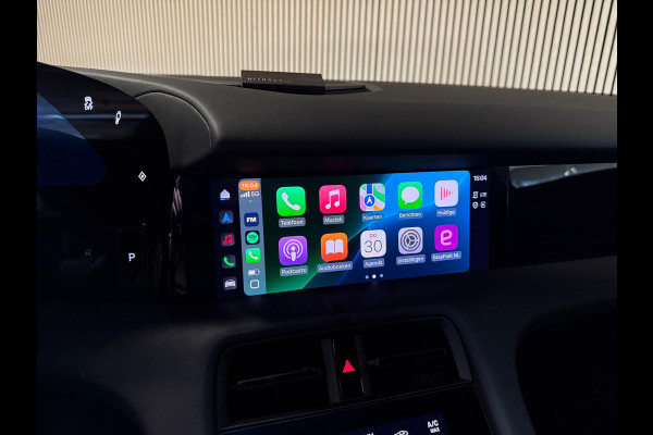 Porsche Taycan Performance 84 kWh 381 PK-WARMTEPOMP-ADAPTIEVE CRUISE-PASM-STOELVERWARMING Porsche Taycan Performance 84 kWh 381 PK-WARMTEPOMP-ADAPTIEVE CRUISE-PASM-STOELVERWARMING