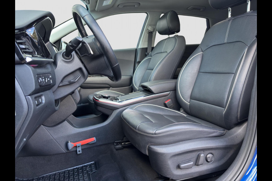 Kia e-Niro ExecutiveLine 64 kWh Kia e-Niro ExecutiveLine 64kWh | Leder | Navigatie | Apple Carplay & Android Auto | Schuif-/kanteldak |