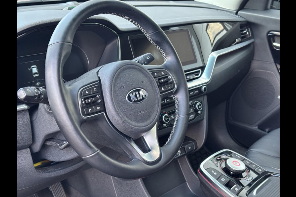 Kia e-Niro ExecutiveLine 64 kWh Kia e-Niro ExecutiveLine 64kWh | Leder | Navigatie | Apple Carplay & Android Auto | Schuif-/kanteldak |