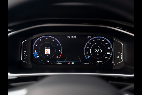 Volkswagen T-Roc 1.5 TSI R-Line Business+ | Keyless | Elk. A-klep | Camera | IQ Light | Side Assist | Prijs Rijklaar!!