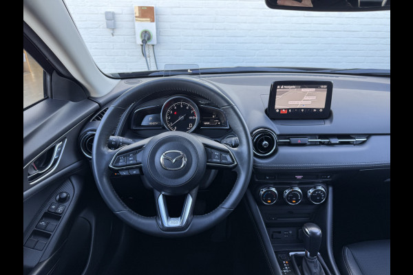 Mazda CX-3 2.0 SkyActiv-G 121 Luxury | Trekhaak | CarPlay | Camera | LED | HUD | 18 inch