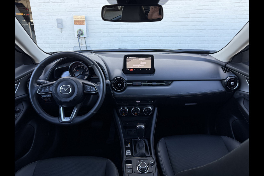 Mazda CX-3 2.0 SkyActiv-G 121 Luxury | Trekhaak | CarPlay | Camera | LED | HUD | 18 inch