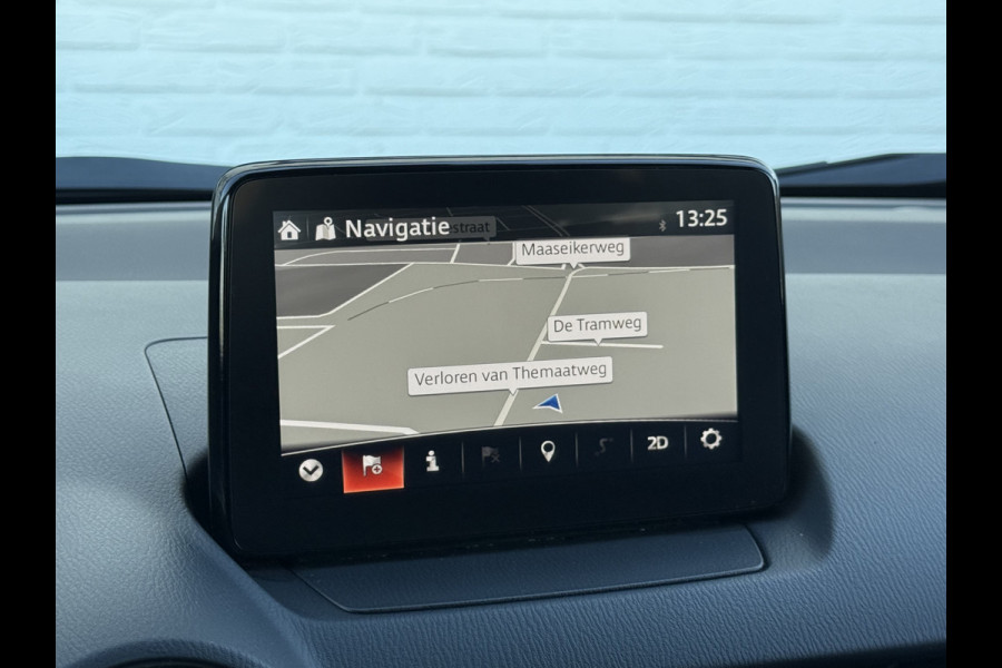 Mazda CX-3 2.0 SkyActiv-G 121 Luxury | Trekhaak | CarPlay | Camera | LED | HUD | 18 inch