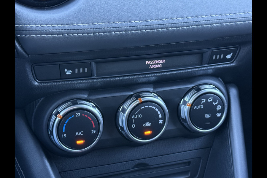 Mazda CX-3 2.0 SkyActiv-G 121 Luxury | Trekhaak | CarPlay | Camera | LED | HUD | 18 inch