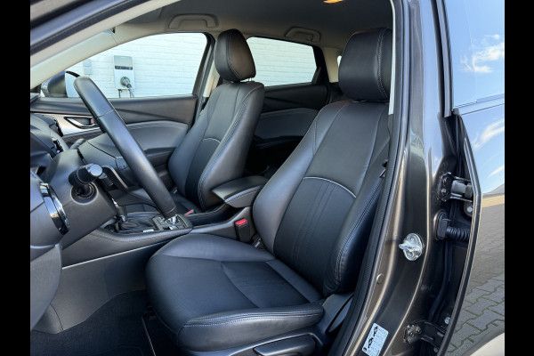 Mazda CX-3 2.0 SkyActiv-G 121 Luxury | Trekhaak | CarPlay | Camera | LED | HUD | 18 inch