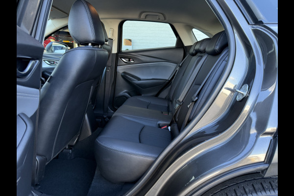 Mazda CX-3 2.0 SkyActiv-G 121 Luxury | Trekhaak | CarPlay | Camera | LED | HUD | 18 inch