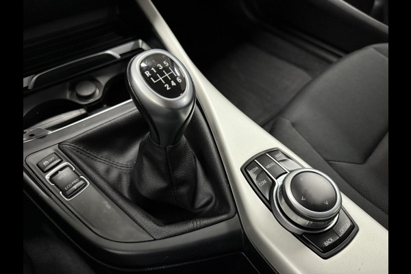 BMW 1-serie 116i Corporate Lease Executive | Navi