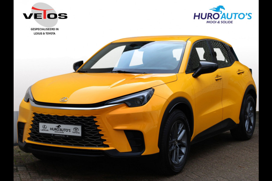 Lexus LBX 2WD Comfort & Safety | Nieuw | Stoelverwarming | Parkeersensoren