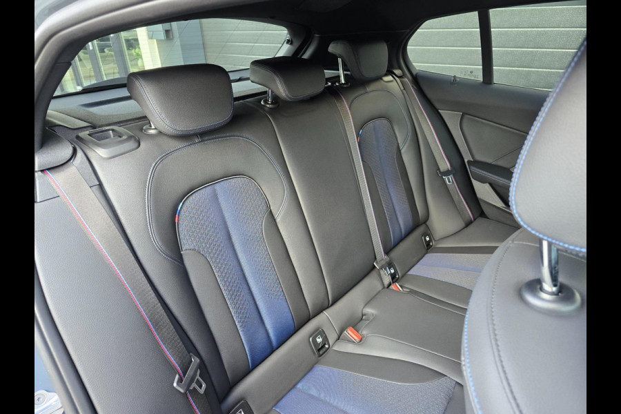 BMW 1-serie 120i M-sport/H&K/Head-up/Carplay/Shadowline-pack