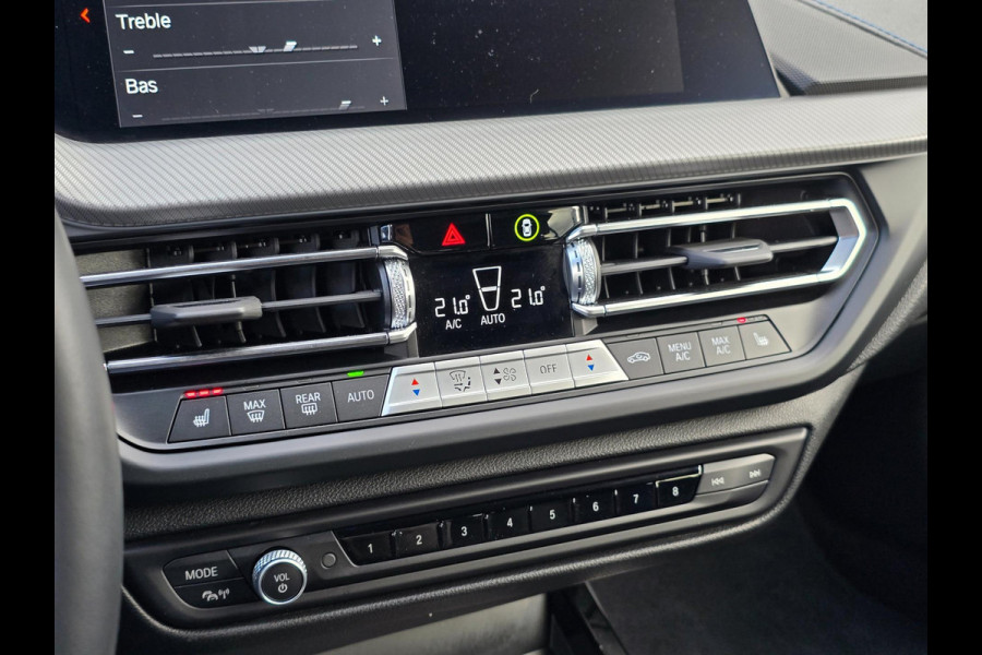 BMW 1-serie 120i M-sport/H&K/Head-up/Carplay/Shadowline-pack