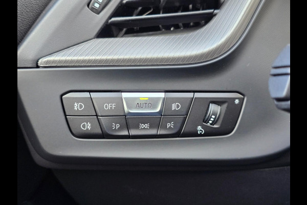 BMW 1-serie 120i M-sport/H&K/Head-up/Carplay/Shadowline-pack