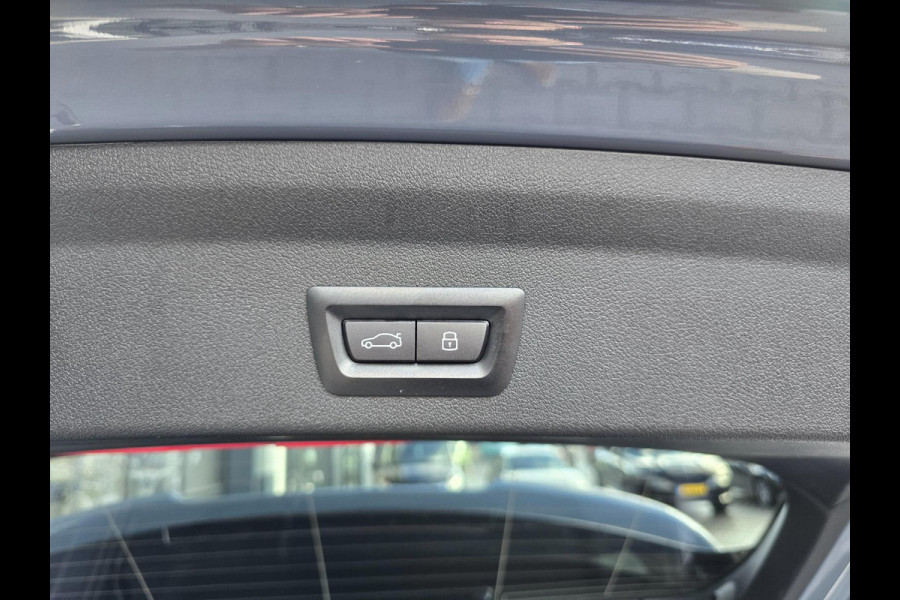 BMW 1-serie 120i M-sport/H&K/Head-up/Carplay/Shadowline-pack