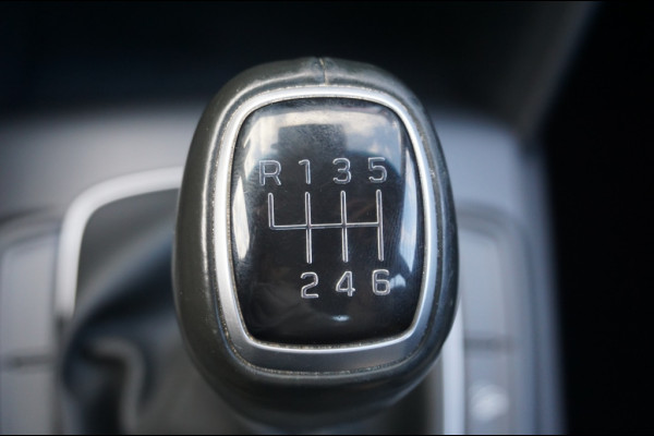 Hyundai Kona 120PK Comfort TREKHAAK | CAMERA | CARPLAY | CRUISE | CLIMA!