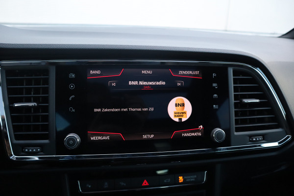 Seat Ateca 1.5 TSI FR Business Intense Pano / 360 camera / Beats / Stoelverwarm / Seat Ateca 1.5 TSI FR Business Intense Pano / 360 camera / Beats / Stoelverwarm /