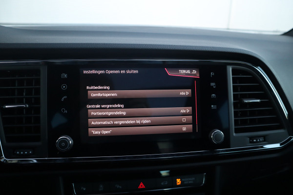 Seat Ateca 1.5 TSI FR Business Intense Pano / 360 camera / Beats / Stoelverwarm / Seat Ateca 1.5 TSI FR Business Intense Pano / 360 camera / Beats / Stoelverwarm /