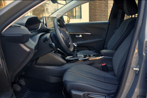 Peugeot 208 1.2 PureTech 100 Allure | Navigatie | 360 Gr Camera Peugeot 208 1.2 PureTech 100 Allure | Navigatie | 360 Gr Camera