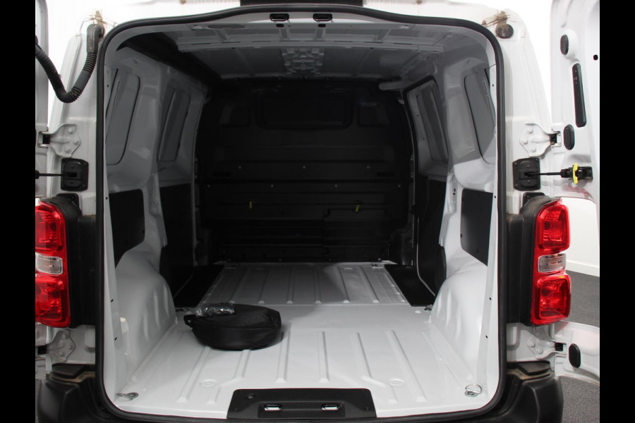 Citroën ë-Jumpy L2 136 Automaat 75 kWh | 3p | Automatische Airco | Multimedia scherm | Cruise Control | Dab | Digitaal dasboard | Citroën ë-Jumpy L2 136 Automaat 75 kWh | 3p | Automatische Airco | Multimedia scherm | Cruise Control | Dab | Digitaal dasboard |