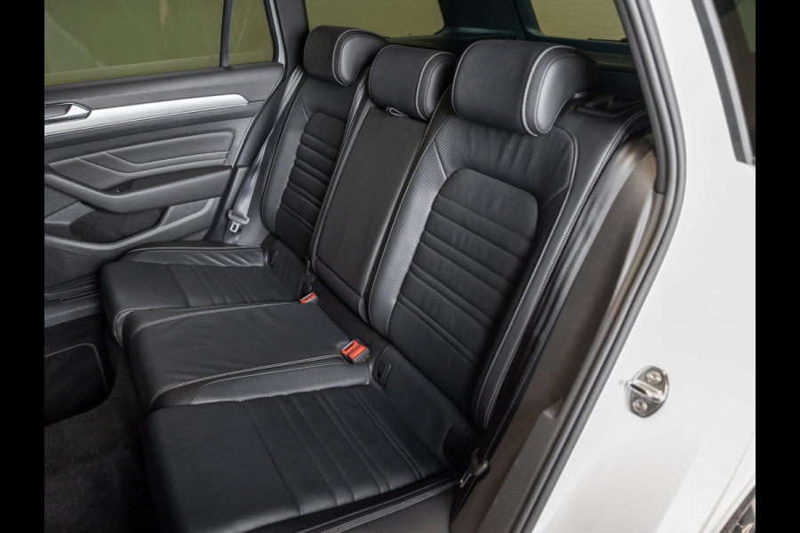 Volkswagen Passat Variant 1.5 TSI R-Line Business + / 150pk / Panorama dak / Achteruitrij camera / Stoelverwarming /