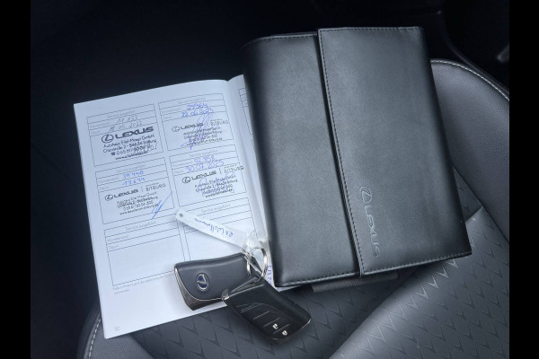 Lexus UX 250h Style+ Edition | Leder | Camera | Carplay | 18 inch | Dodehoek