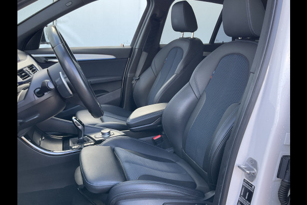 BMW X1 xDrive20i High Executive M-Sport Trekhaak Nav/Cam Stoelverw Elek.Klep Dealer-OH!