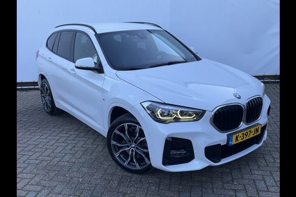 BMW X1 xDrive20i High Executive M-Sport Trekhaak Nav/Cam Stoelverw Elek.Klep Dealer-OH!