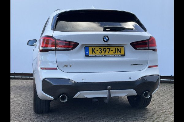BMW X1 xDrive20i High Executive M-Sport Trekhaak Nav/Cam Stoelverw Elek.Klep Dealer-OH!