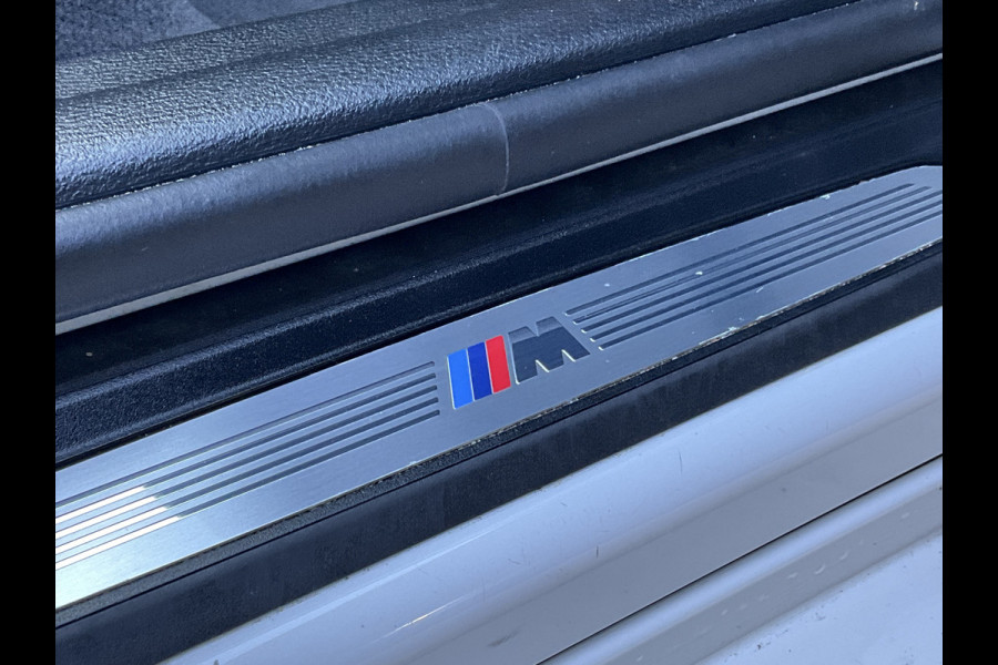 BMW X1 xDrive20i High Executive M-Sport Trekhaak Nav/Cam Stoelverw Elek.Klep Dealer-OH!