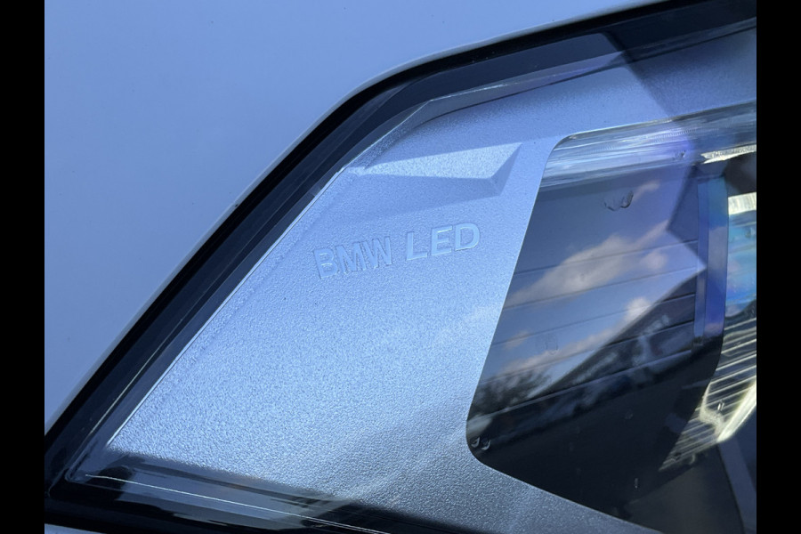 BMW X1 xDrive20i High Executive M-Sport Trekhaak Nav/Cam Stoelverw Elek.Klep Dealer-OH!