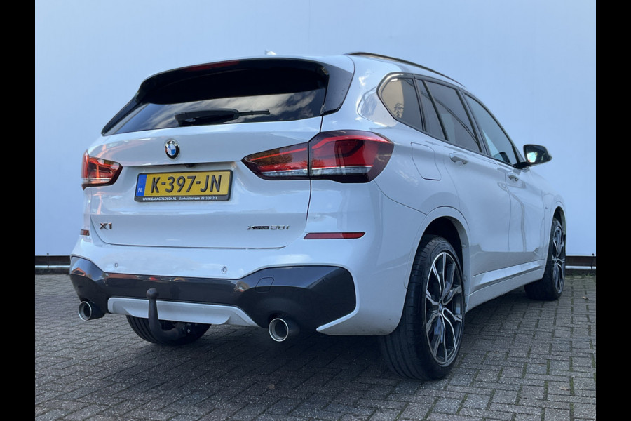 BMW X1 xDrive20i High Executive M-Sport Trekhaak Nav/Cam Stoelverw Elek.Klep Dealer-OH!