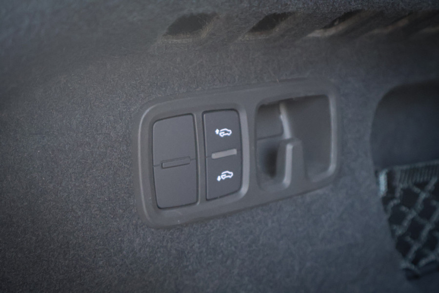 Audi Q8 55 TFSI e quattro Pro Line S | ADAPTIVE CRUISE | SPORTSTOELEN | SOFTCLOSE | 360 CAMERA | STOELVERWARMING | STUURVERWARMING | APP Audi Q8 55 TFSI e quattro Pro Line S | ADAPTIVE CRUISE | SPORTSTOELEN | SOFTCLOSE | 360 CAMERA | STOELVERWARMING | STUURVERWARMING | APP