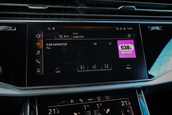 Audi Q8 55 TFSI e quattro Pro Line S | ADAPTIVE CRUISE | SPORTSTOELEN | SOFTCLOSE | 360 CAMERA | STOELVERWARMING | STUURVERWARMING | APP Audi Q8 55 TFSI e quattro Pro Line S | ADAPTIVE CRUISE | SPORTSTOELEN | SOFTCLOSE | 360 CAMERA | STOELVERWARMING | STUURVERWARMING | APP