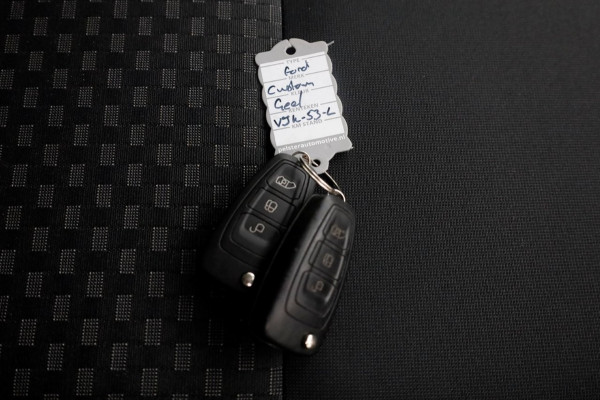 Ford Transit Custom 320 2.0 TDCI L2H1 Trend Airco Trekhaak 2800kg 03-2021