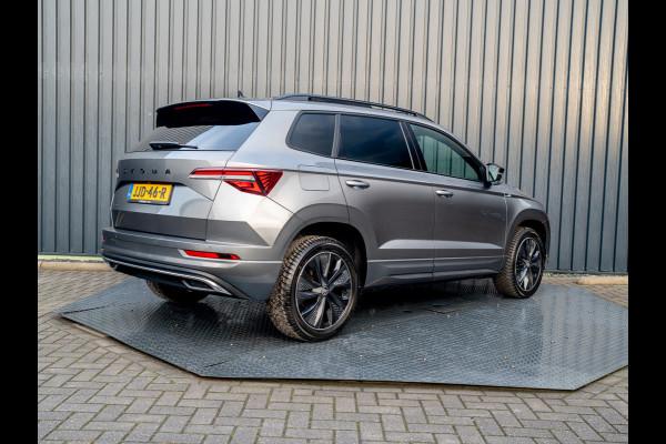 Škoda Karoq 1.5 TSI ACT Sportline Business | Panodak | Adapt. cr. | Camera |Stoel & Stuur verw. | Keyless | Prijs Rijklaar!!