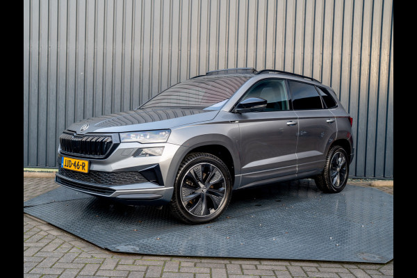 Škoda Karoq 1.5 TSI ACT Sportline Business | Panodak | Adapt. cr. | Camera |Stoel & Stuur verw. | Keyless | Prijs Rijklaar!!